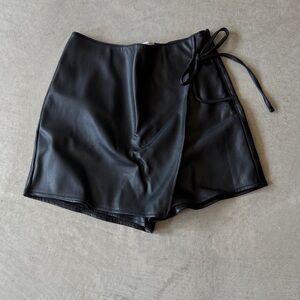 Abercrombie & Fitch Faux Leather Skort Size S NWOT